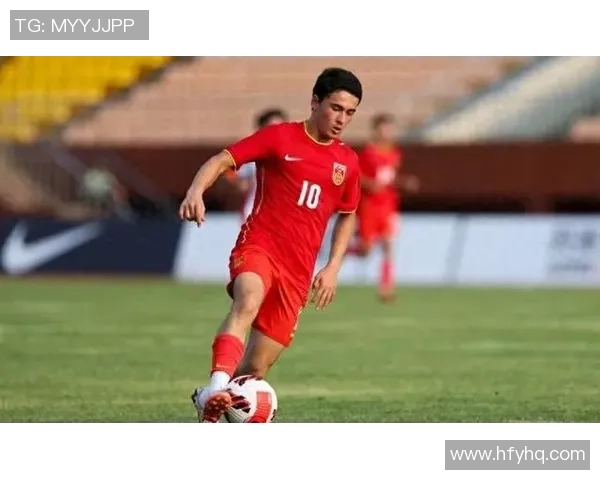 十七岁足球明星崭露头角引发全球关注未来之星的成长之路