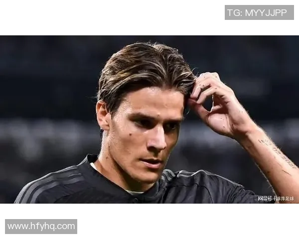 超级足球明星因丑闻入狱曝光视频引发热议球迷反应不一